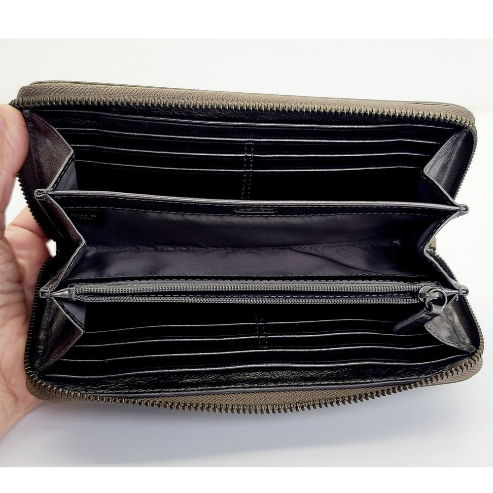 Coach Bifold Accordion Wallet Green Olive ID's Cards Bills Coins Round Zip - Picture 5 of 8